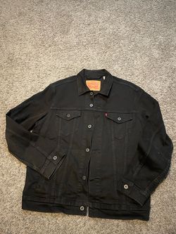 Chamarra Levi’s $25 talla L
