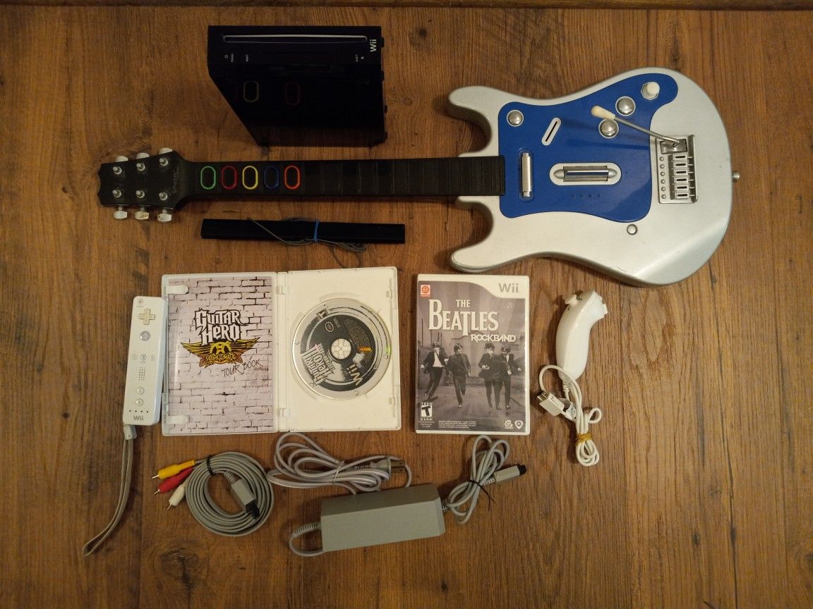 Nintendo Wii Guitar Hero Set