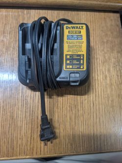 DeWALT  12v/20v max. lithium ion  Charger