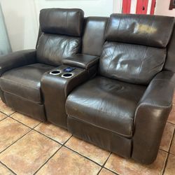 Reclining Love Seat And Armchair