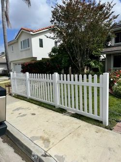 4ft Vinyl Picket Fence Panels