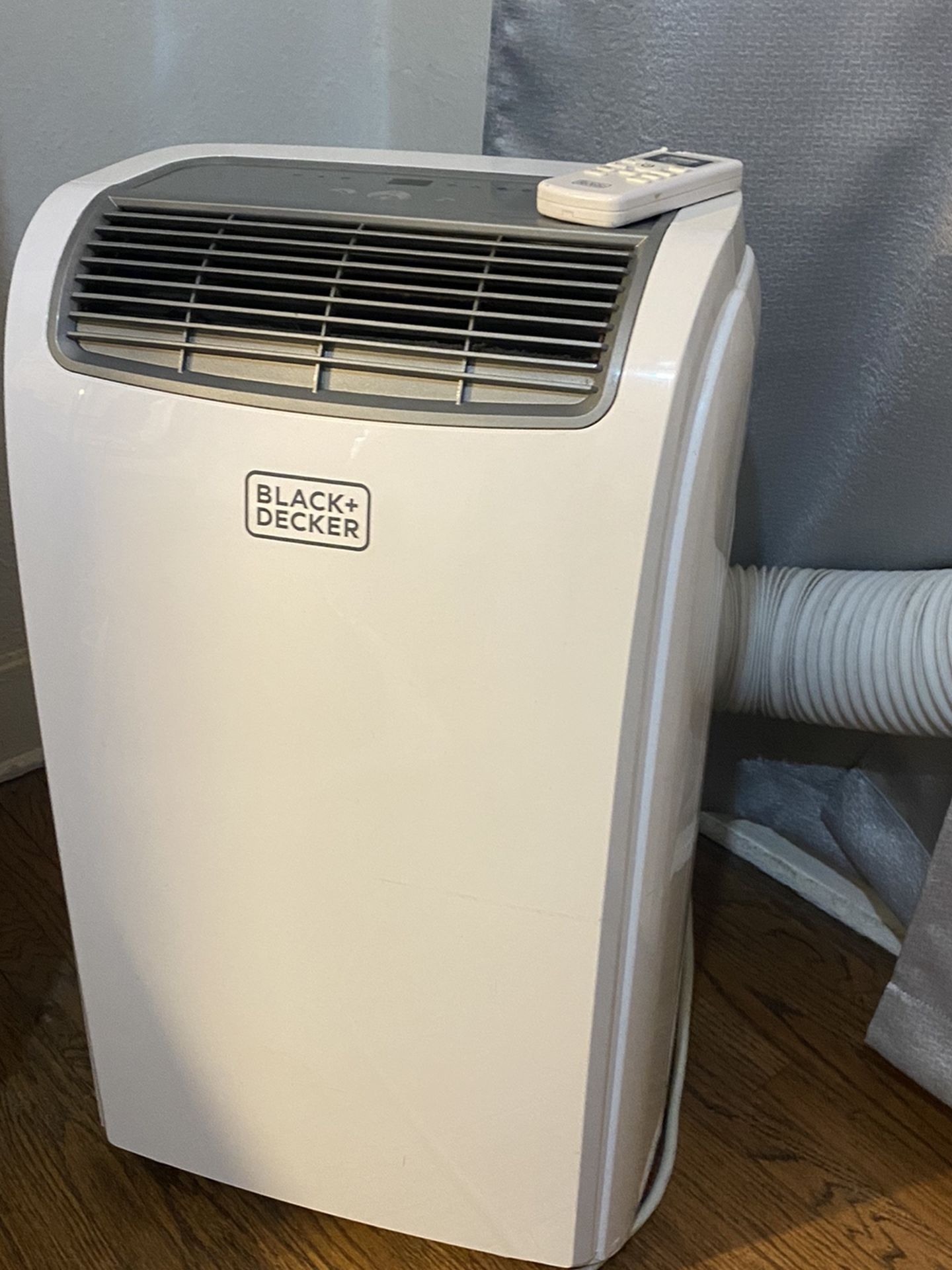 Black + Decker Portable AC Unit w/Remote