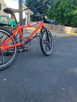 Mongoose bmx bike