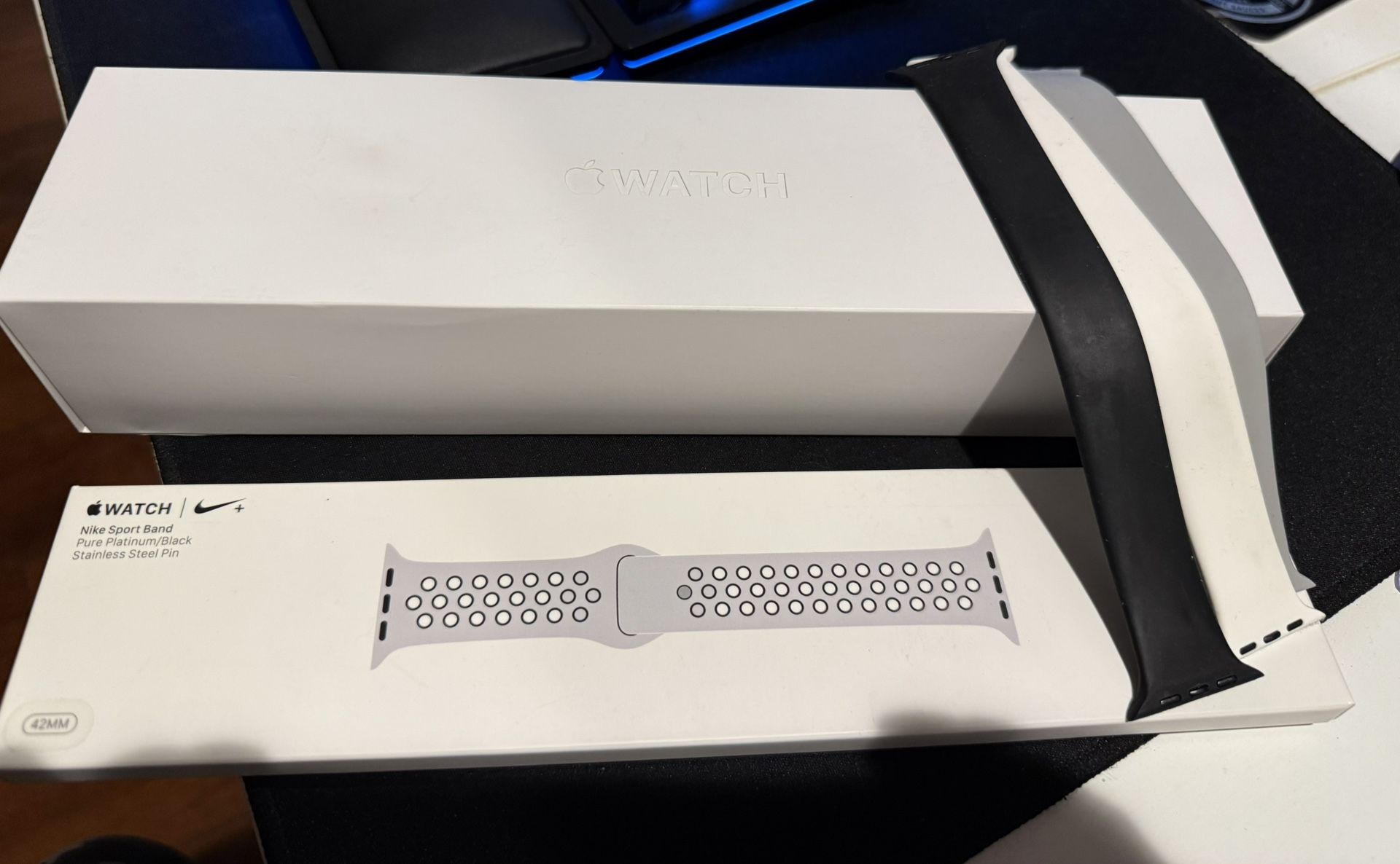 Apple Watch Series 4 - 44M - used + Nike Band