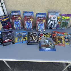 Action Figures - Toy Biz X-Men Marvel Legends MOTU