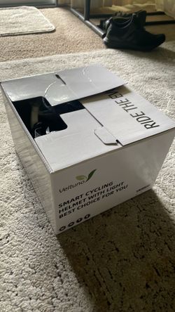 Women’s Veltuno bike helmet