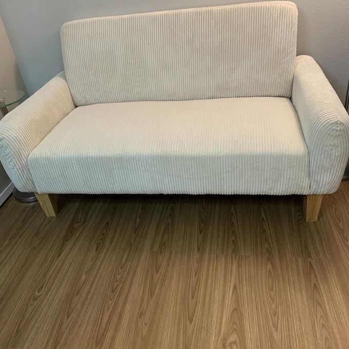 LOW PRICE Sofa 57’’