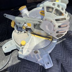 MITER SAW 8 1/4” Blade Compound Saw