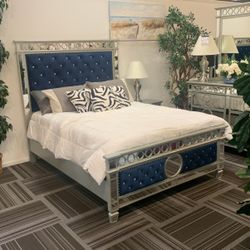 Beautiful queen Bedroom Set