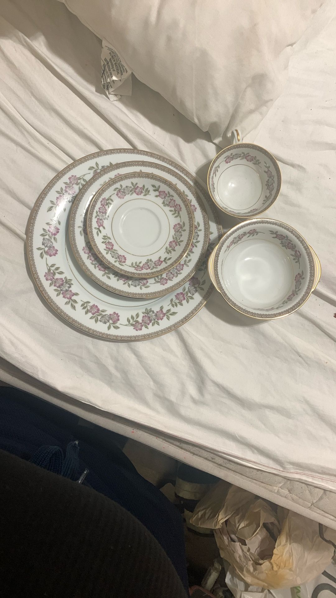 China Set Of 4
