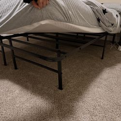Zinus Rumi 14in Queen Metal Bed Frame, Quick Assembly SmartBase® Mattress Foundation, Heavy Duty Sturdy Steel with No Box Spring Needed, Eco-Friendly 