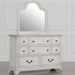 Kincaid Dresser and Mirror