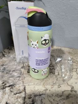 Owala FreeSip 32 oz Insulated Water Bottle 32oz