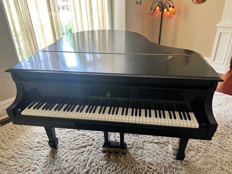 Steinway Model L Grand Piano Going For Free