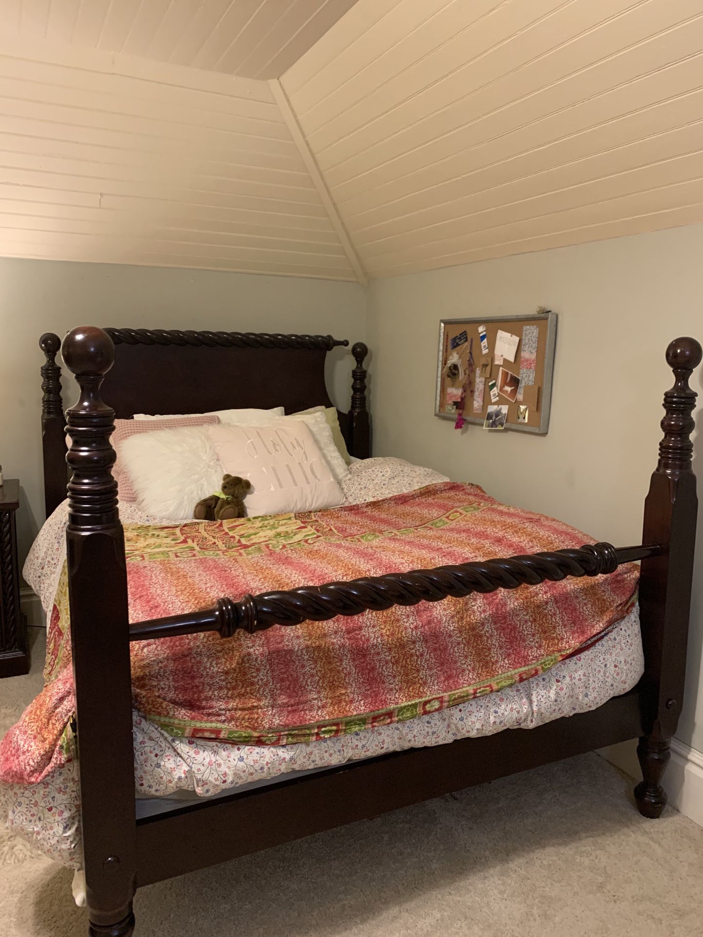 Queen Bedroom Set.