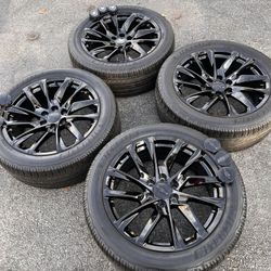 22” Silverado 6lug Wheels And Tires 