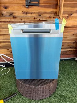 Stainless Steel Built-In Dishwasher
