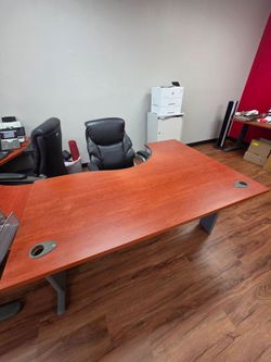 Like New Office Desk