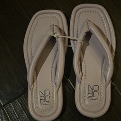 No Boundaries Womens Puffy Flip Flops Memory Foam Padded Sandal PINK Size 7