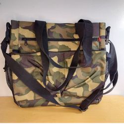 Camouflage Diaper Bag/Messenger Bag Army Green