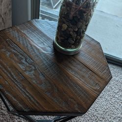 End table