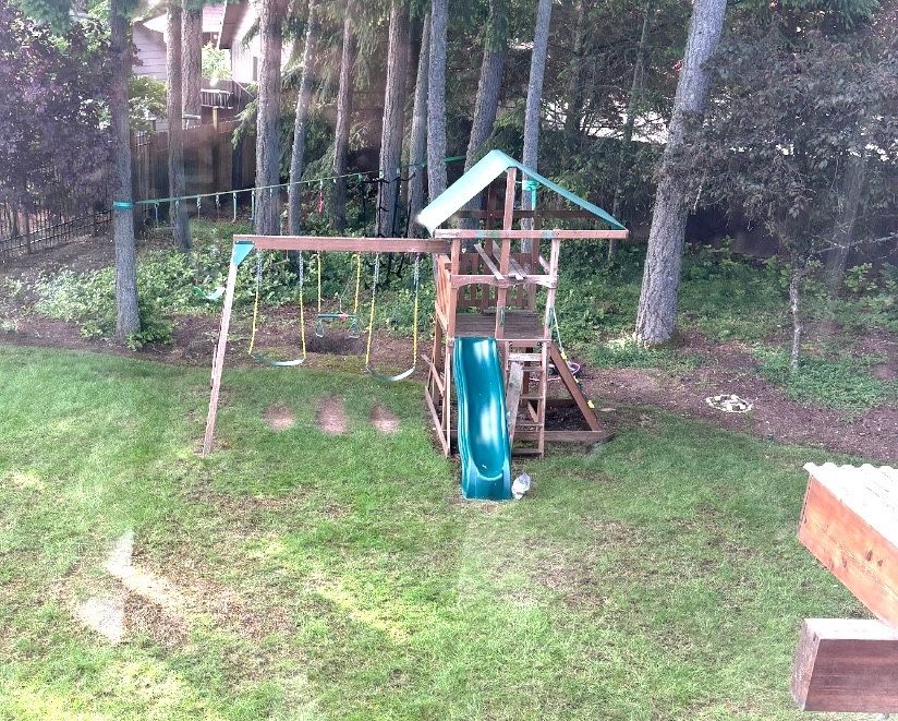 (Gig Harbor) Free Haul Away Playground Good Condition