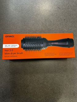 Amika Blow Dryer Brush