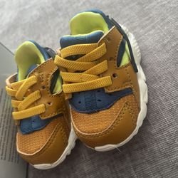 Baby Shoes 2c 