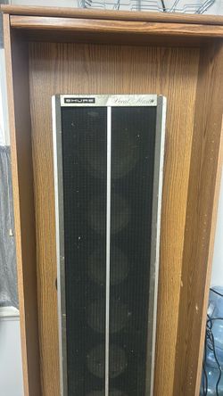 Shure Vocal Master Column Speaker Cabinet