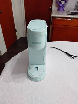 Keurig Single Serve Coffee Maker. Like New