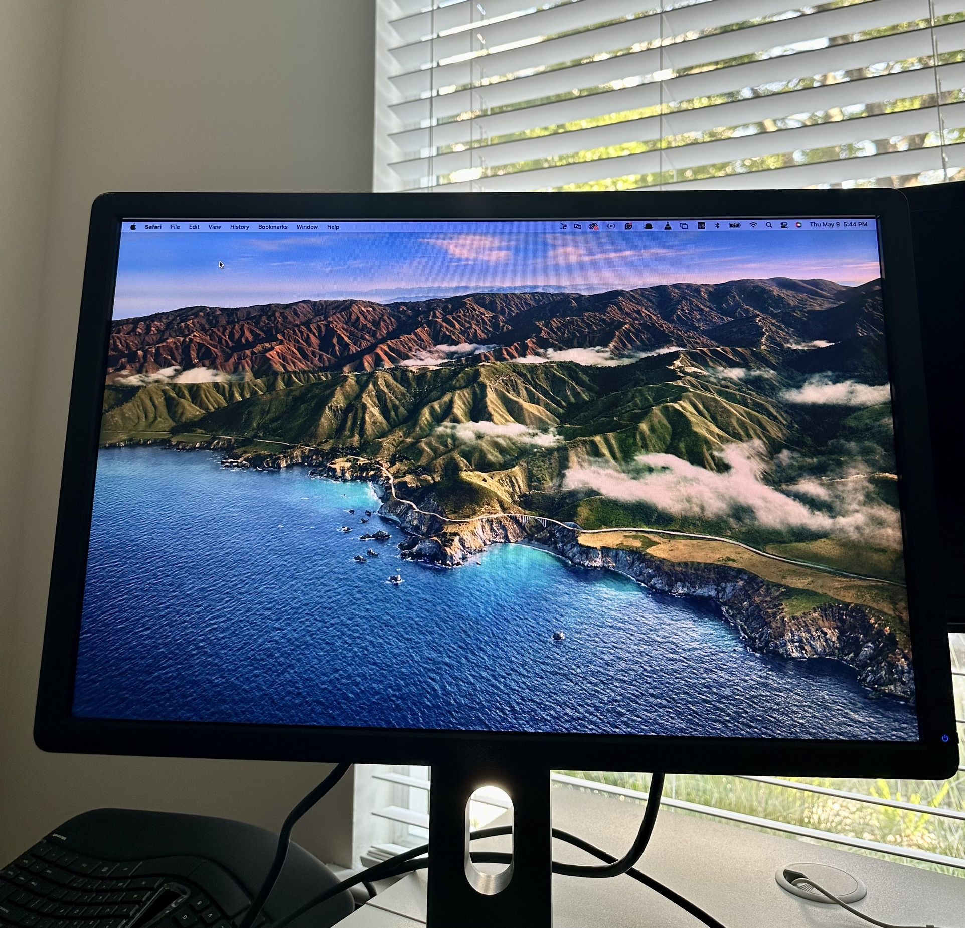 Dell  22 inch Widescreen LCD Monitor