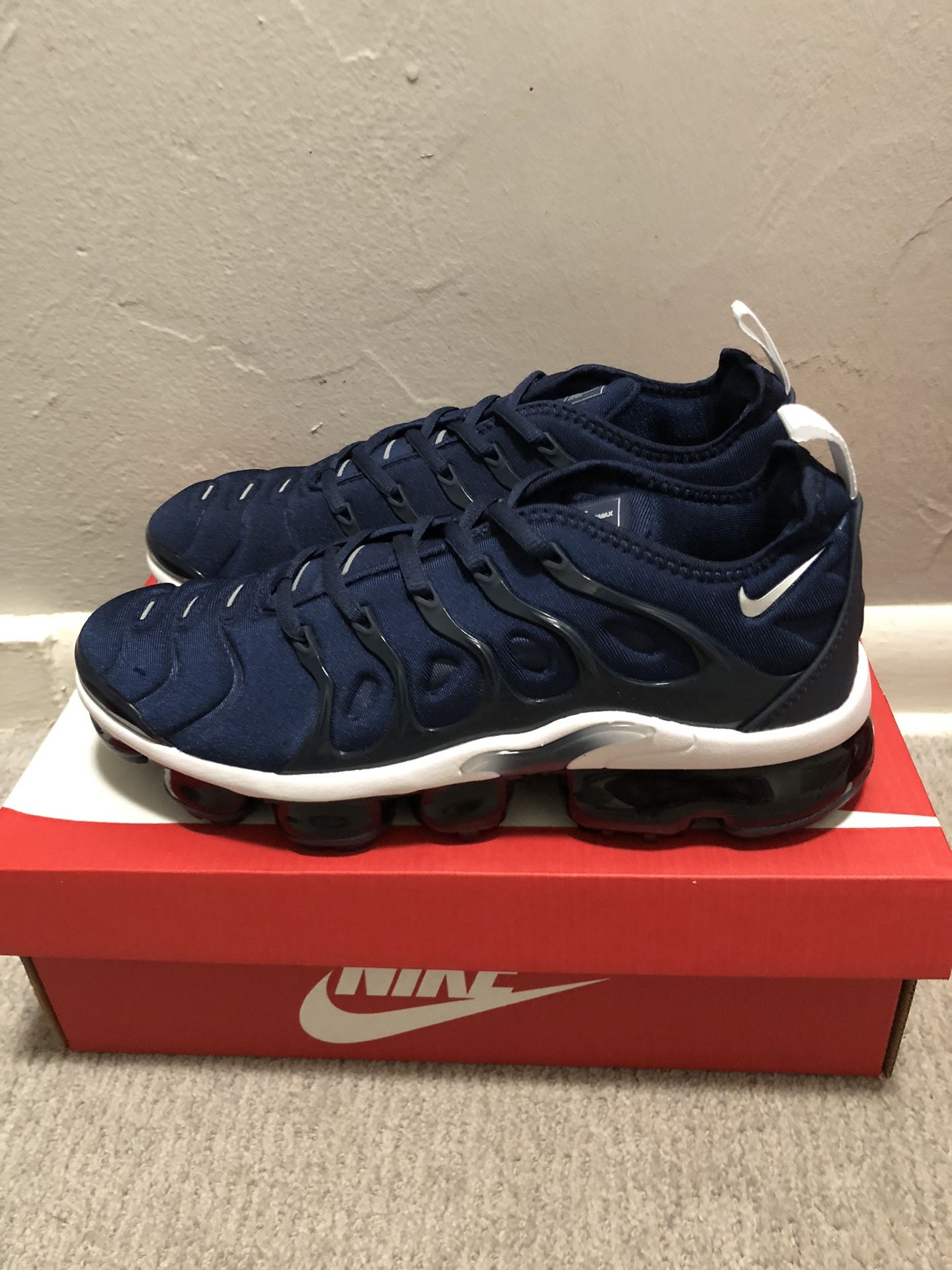 Nike Vapormax Dark Blue With White Bottom 