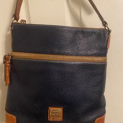 Dooney & Bourke