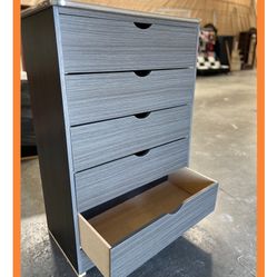 Dresser / Five drawers dresser