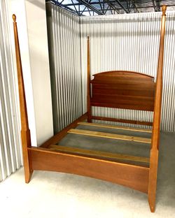 Vintage Queen Size Four Poster Solid Wood Bedframe