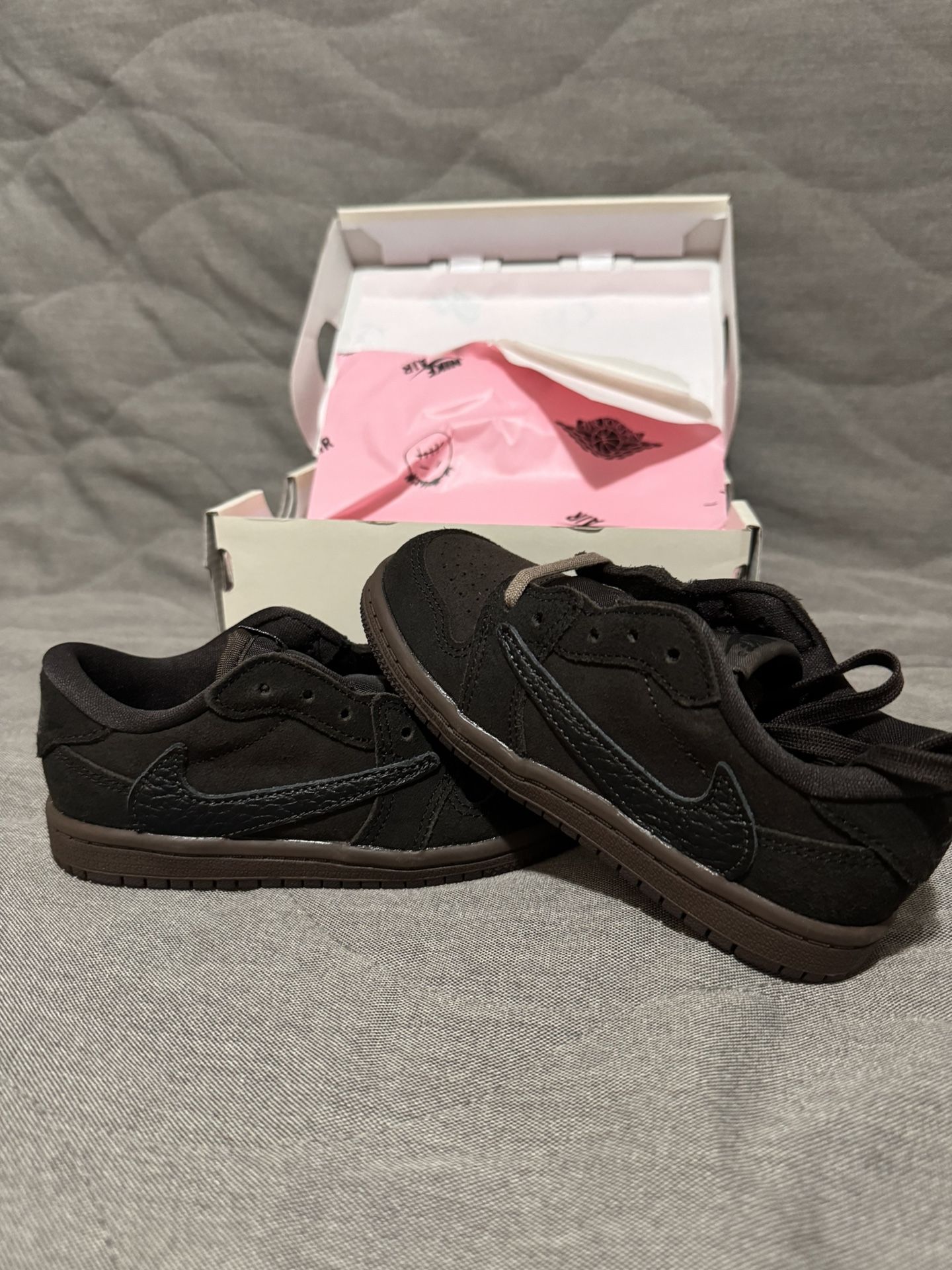 Travis Scott Velvet (TD)