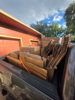 FREE MOVING BOXES
