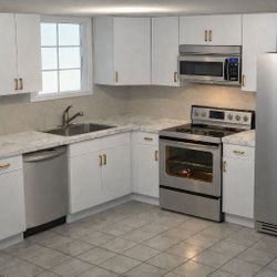 10' x 10' KITCHEN CABINETS SEMI GLOSS RTA