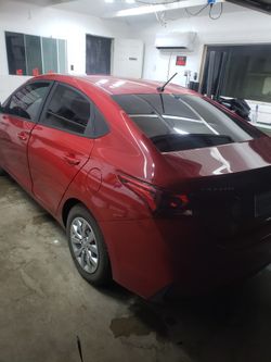 W.i.n.d.o.w Tint