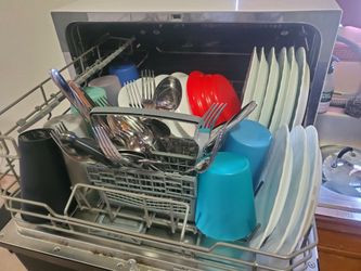 Portable mini dishwasher