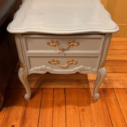 2 Night Stands With Gold Trim 
