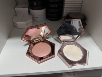 Fenty beauty highlighter set