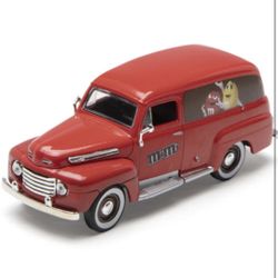 M&M’s Die Cast 1948 Red