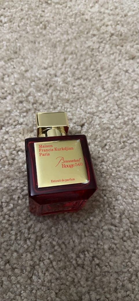 Baccarat Rouge 540 – Radiant, Long-Lasting Eau de Parfum