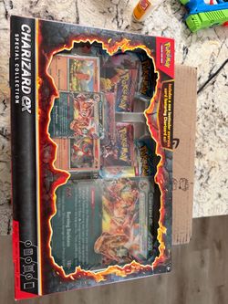 Charizard ex box
