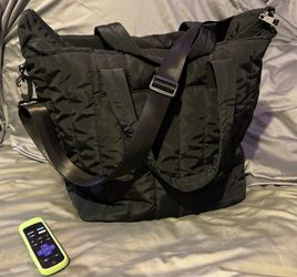 NWT Bearpaw Travel Essential Puffy Nylon Tote Crossbody Bag