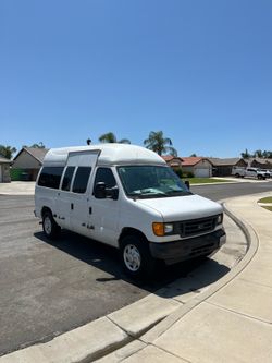 2007 Ford E250