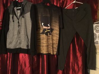 Jogger set are three pieces size M set looks new no stains no rips