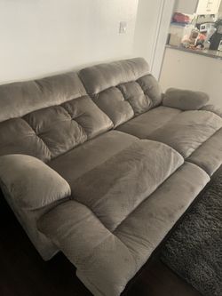Double seater recliner.