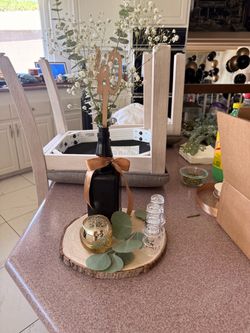 8 Complete Event Centerpieces – Real Wood Boards